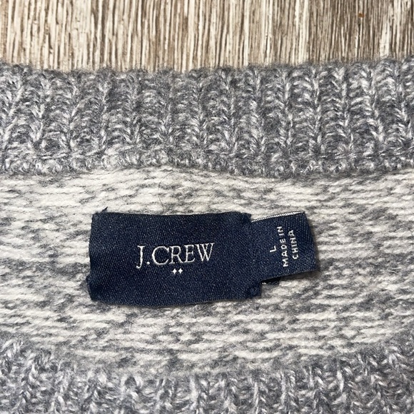 J. Crew Gray and White Crewneck Sweater Fair Isle Pattern 100% wool men’s Large - Picture 2 of 6
